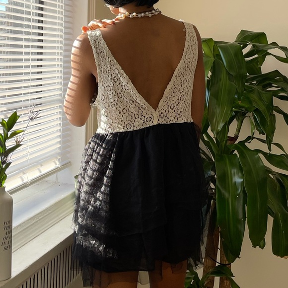 Lace Pearl and Tulle Cocktail Dress - Picture 10 of 12